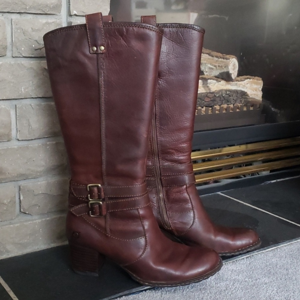 Born Ladies Leather Boots 8.5